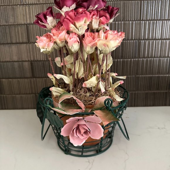Decorative Wire Basket and Roses in Terracotta Pot - Picture 2 of 11